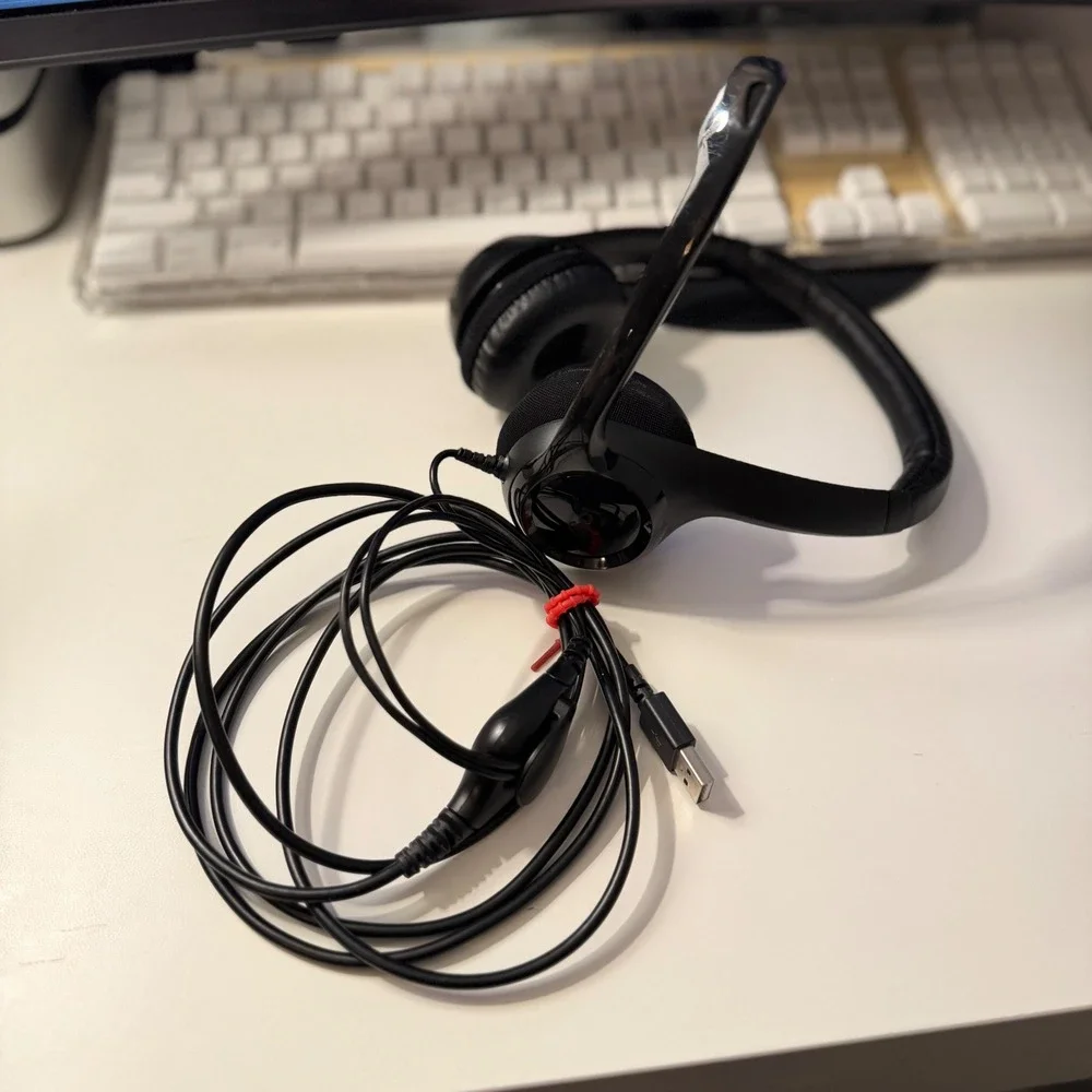 Logitech A00146 Wired USB Headset with Noise Cancelling Mic Black 981-000014